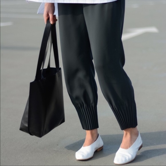 Black Pleated Hem Joggers Sz 